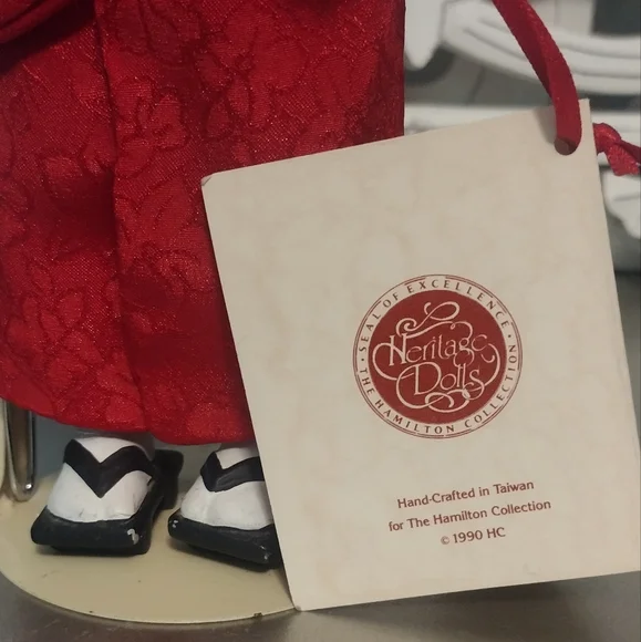 MIKO porcelain doll 1990 - Picture 8 of 8